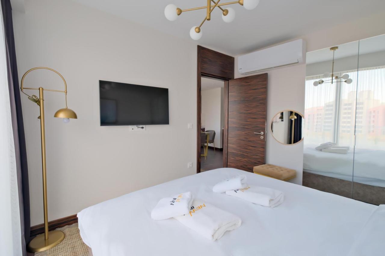 Air By Newinn Apartment *